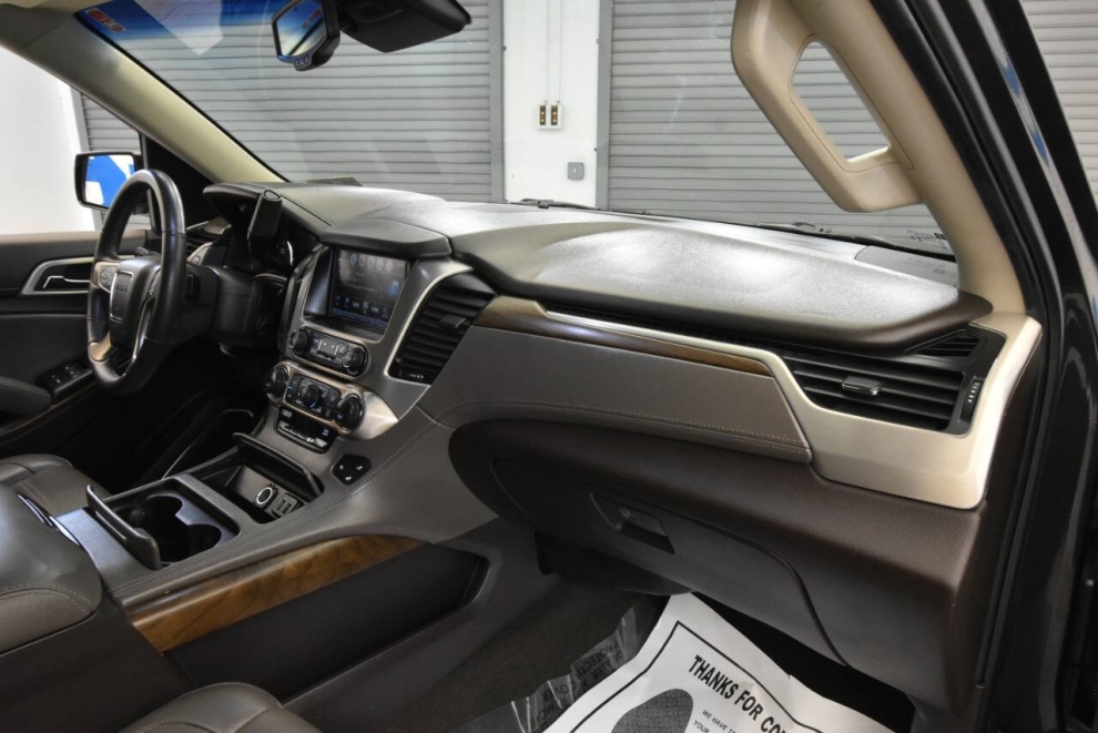 2018 GMC Yukon Denali 4x4 4dr SUV, Gray, Mileage: 104,616 - photo 13