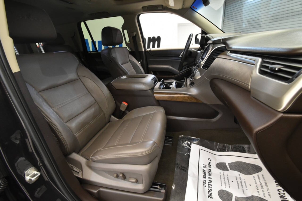 2018 GMC Yukon Denali 4x4 4dr SUV, Gray, Mileage: 104,616 - photo 14
