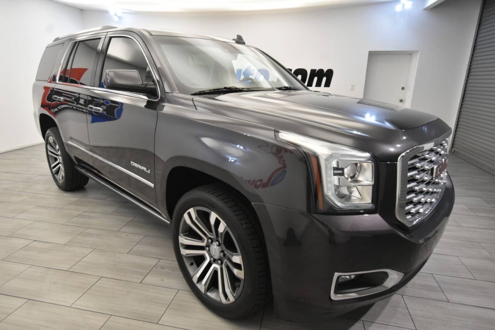 2018 GMC Yukon Denali 4x4 4dr SUV, Gray, Mileage: 104,616 - photo 6
