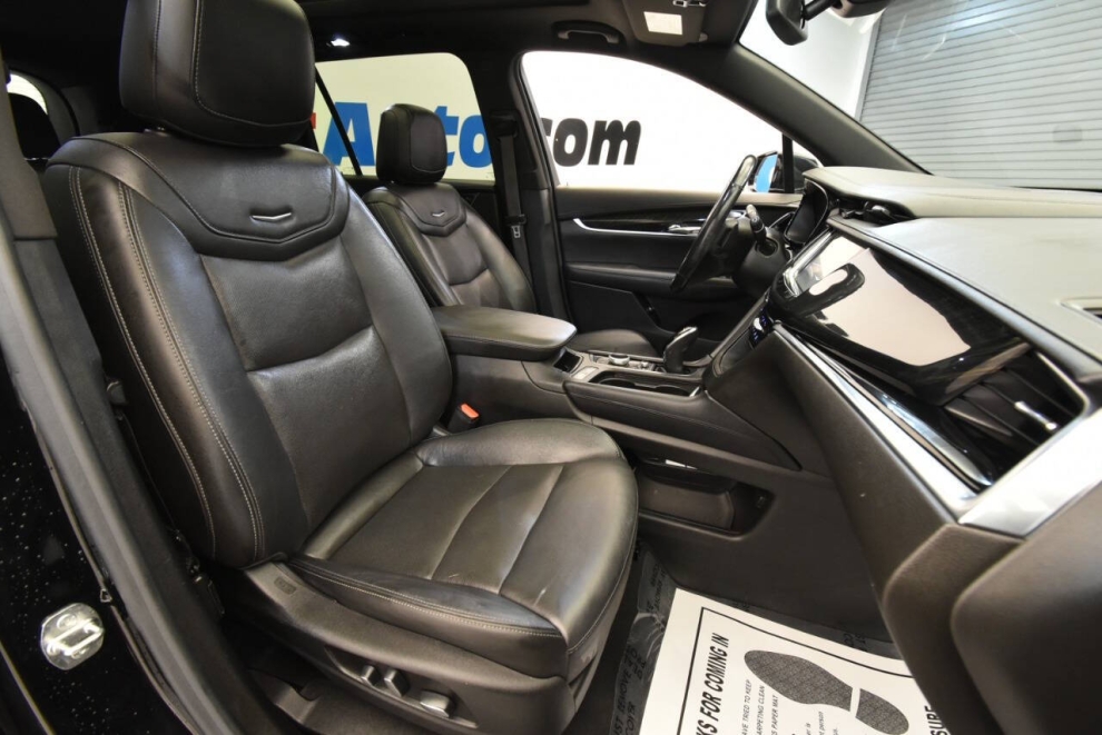 2021 Cadillac XT6 Premium Luxury 4dr SUV, Black, Mileage: 69,522 - photo 16
