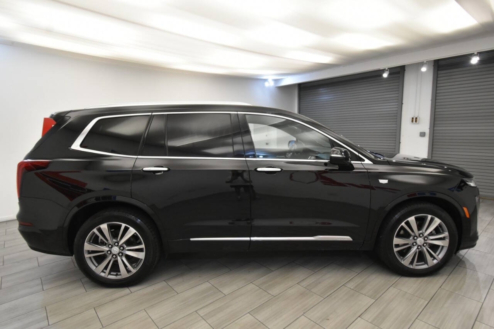 2021 Cadillac XT6 Premium Luxury 4dr SUV, Black, Mileage: 69,522 - photo 5