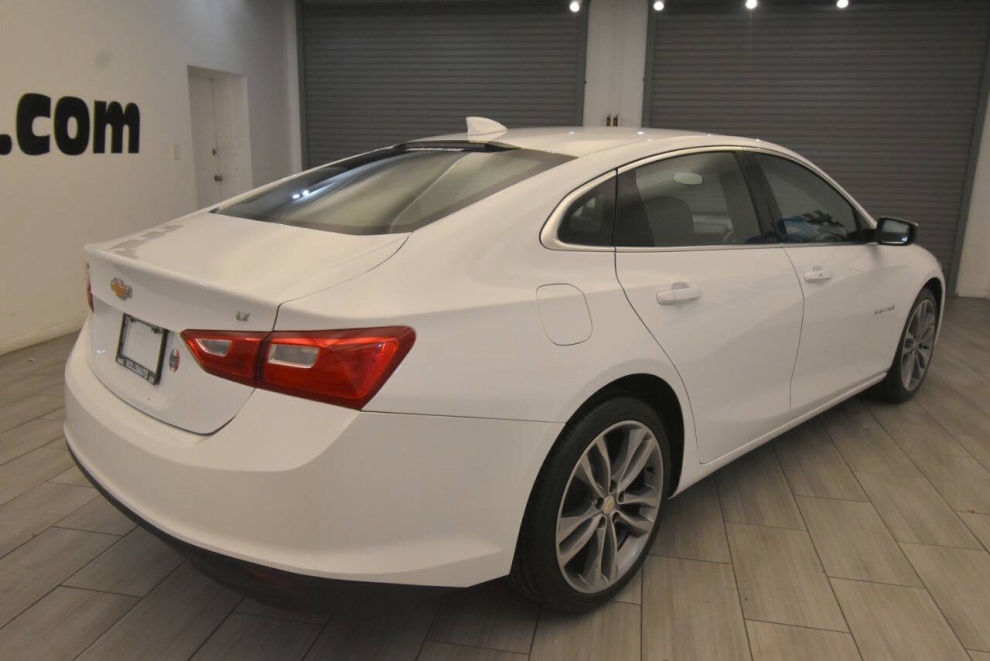 2023 Chevrolet Malibu LT 4dr Sedan w/1LT, White, Mileage: 94,688 - photo 4