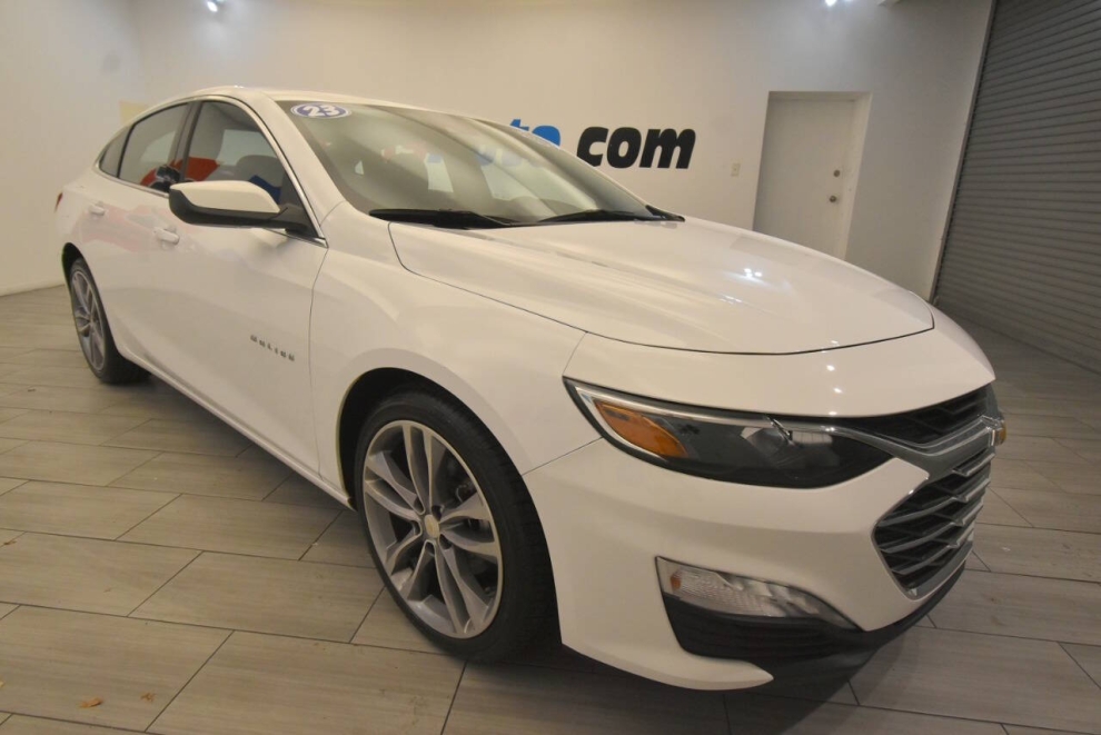 2023 Chevrolet Malibu LT 4dr Sedan w/1LT, White, Mileage: 94,688 - photo 6