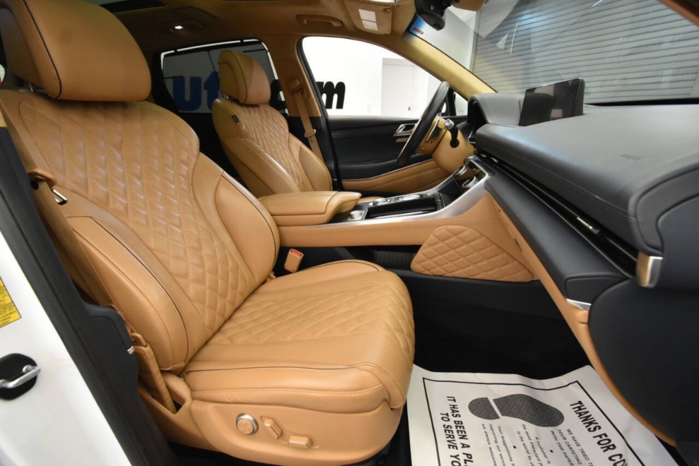 2021 Genesis GV80 3.5T, White, Mileage: 69,650 - photo 15