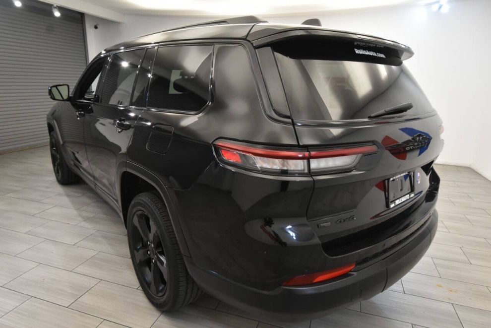 2022 Jeep Grand Cherokee L Altitude, Black, Mileage: 32,241 - photo 2