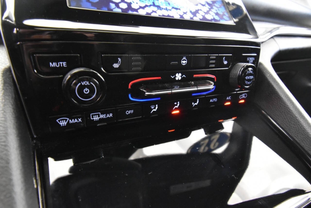 2022 Jeep Grand Cherokee L Altitude, Black, Mileage: 32,241 - photo 22