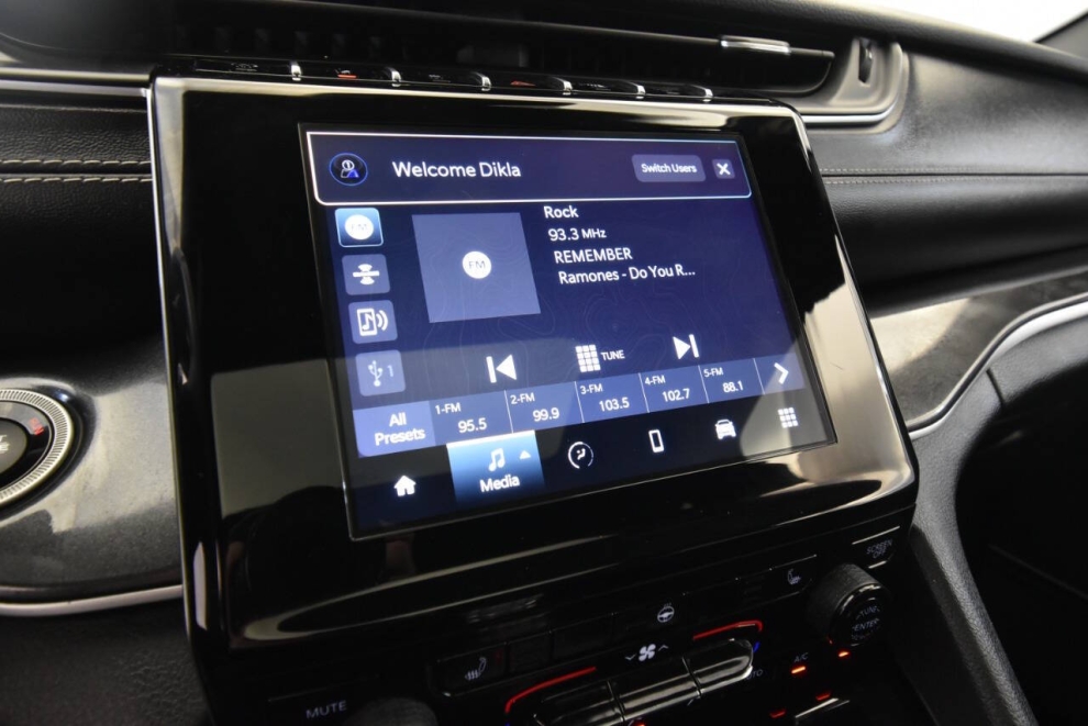 2022 Jeep Grand Cherokee L Altitude, Black, Mileage: 32,241 - photo 23