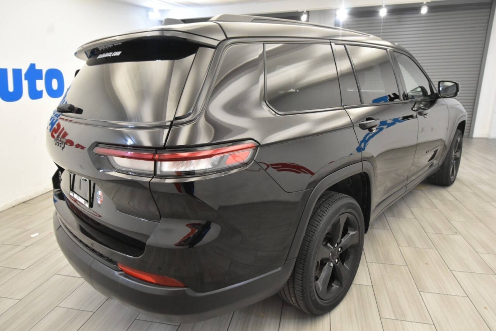 2022 Jeep Grand Cherokee L Altitude, Black, Mileage: 32,241 - photo 4