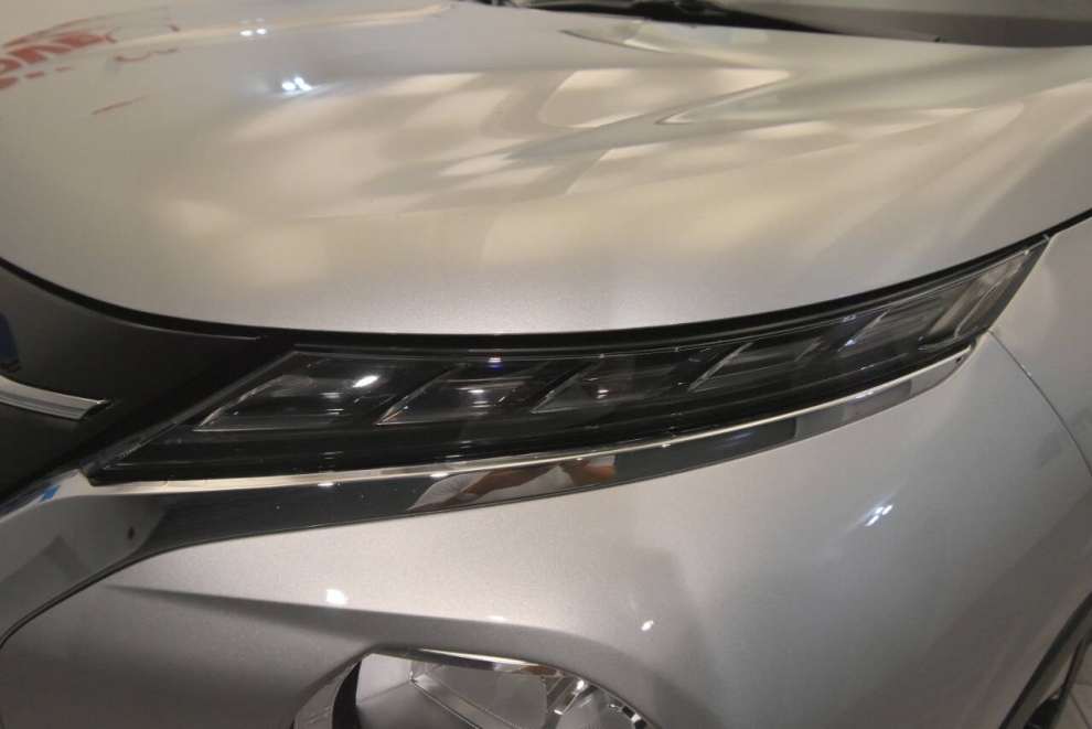 2025 Mitsubishi Outlander SE, Silver, Mileage: 1,545 - photo 7
