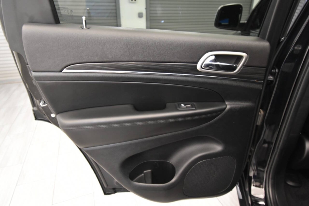 2022 Jeep Grand Cherokee WK Limited 4x4 4dr SUV, Black, Mileage: 35,166 - photo 13