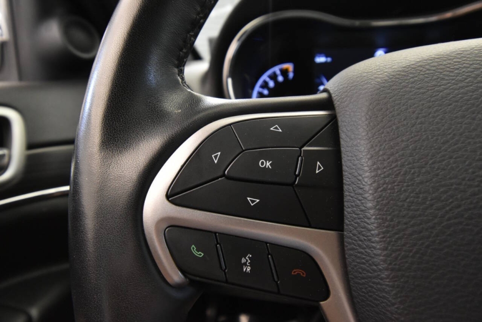 2022 Jeep Grand Cherokee WK Limited 4x4 4dr SUV, Black, Mileage: 35,166 - photo 25