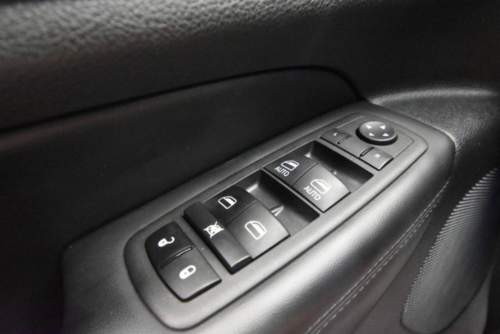 2022 Jeep Grand Cherokee WK Limited 4x4 4dr SUV, Black, Mileage: 35,166 - photo 29
