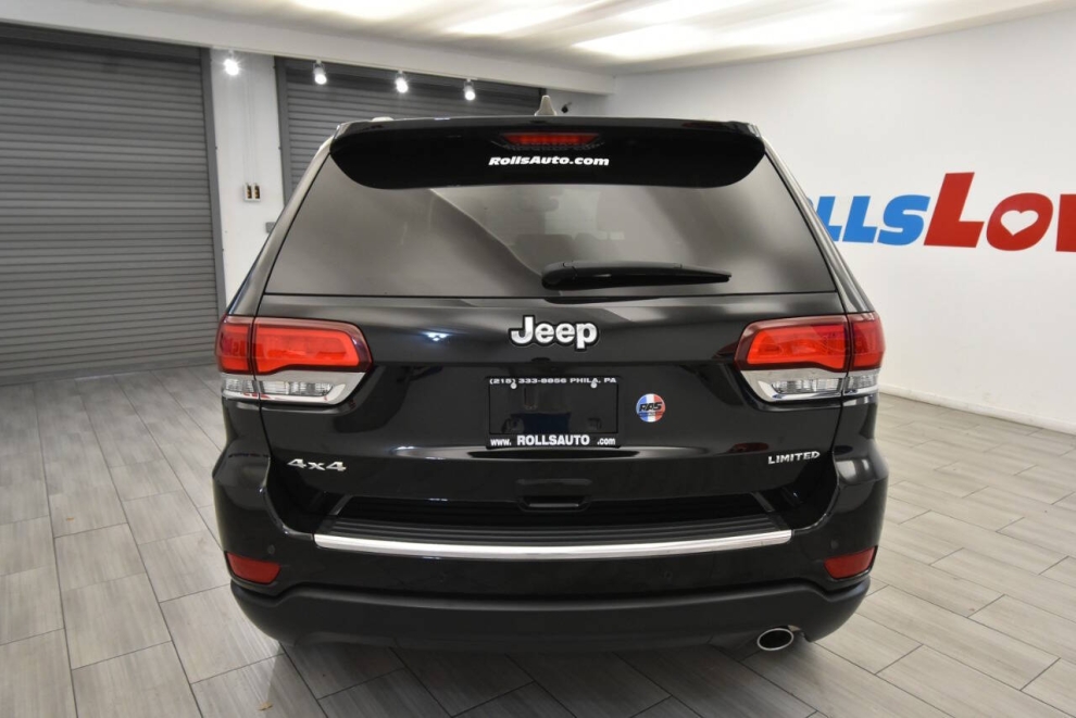 2022 Jeep Grand Cherokee WK Limited 4x4 4dr SUV, Black, Mileage: 35,166 - photo 3