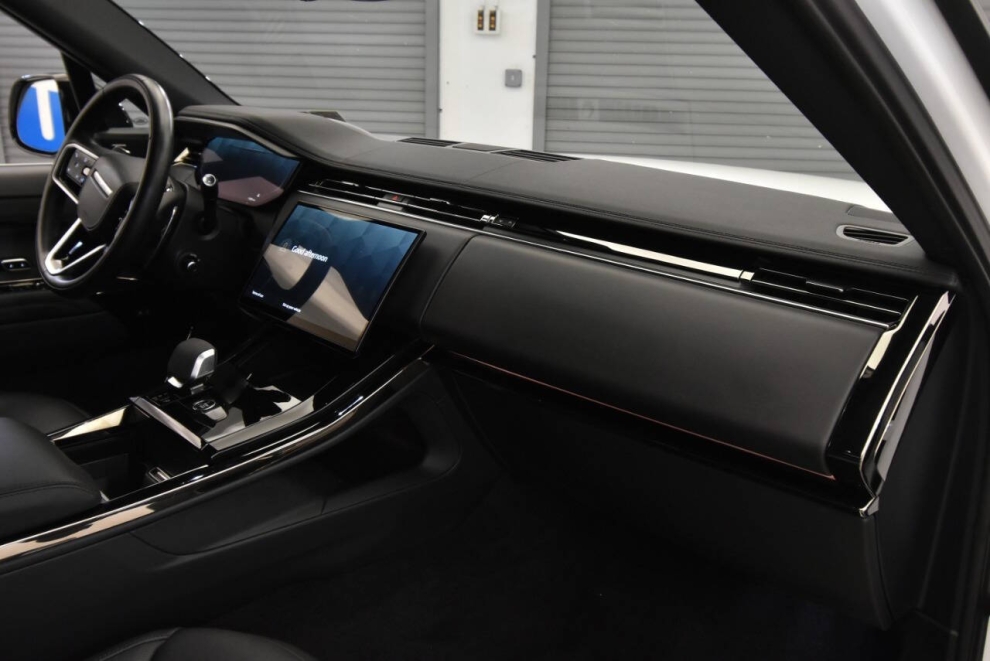 2024 Land Rover Range Rover Sport P360 SE AWD 4dr SUV, White, Mileage: 13,918 - photo 15