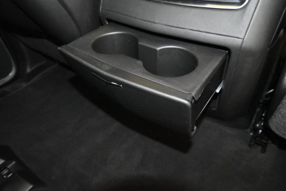 2021 Cadillac Escalade ESV Premium Luxury 4x4 4dr SUV, Black, Mileage: 82,015 - photo 21