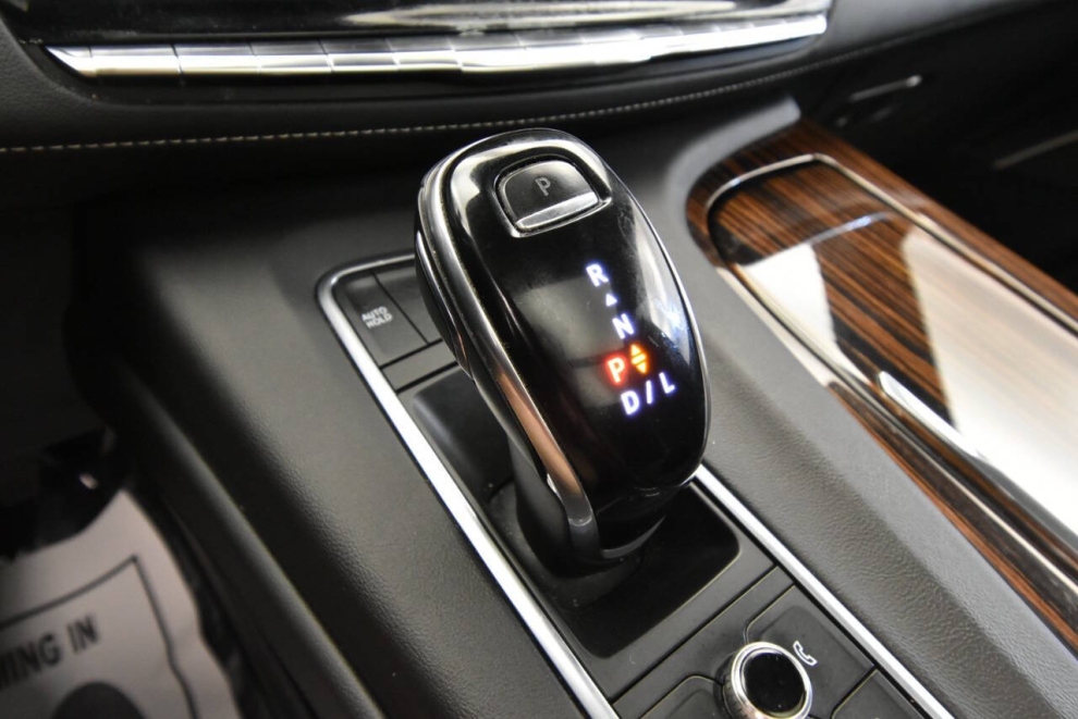 2021 Cadillac Escalade ESV Premium Luxury 4x4 4dr SUV, Black, Mileage: 82,015 - photo 25