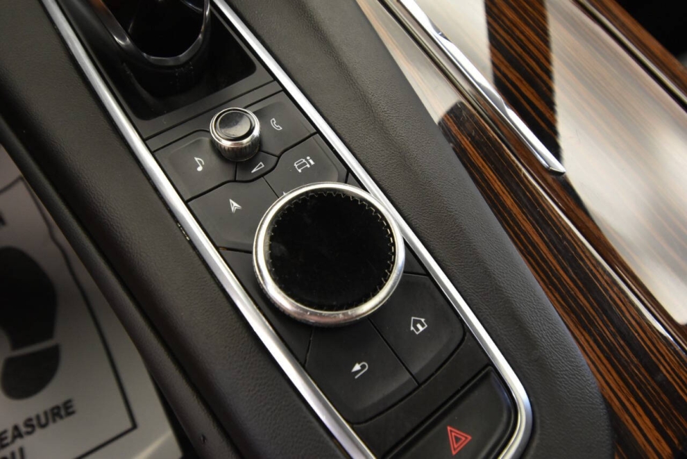 2021 Cadillac Escalade ESV Premium Luxury 4x4 4dr SUV, Black, Mileage: 82,015 - photo 26