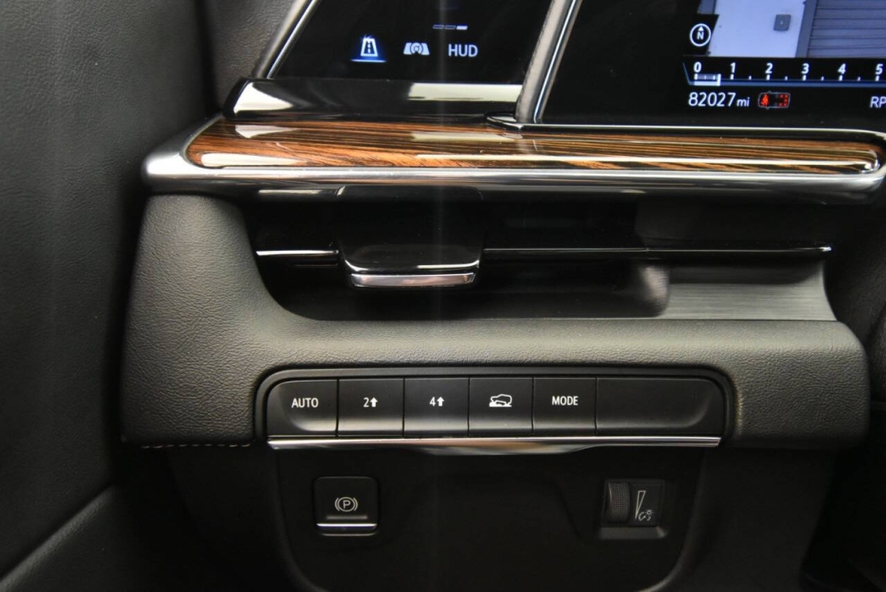 2021 Cadillac Escalade ESV Premium Luxury 4x4 4dr SUV, Black, Mileage: 82,015 - photo 36