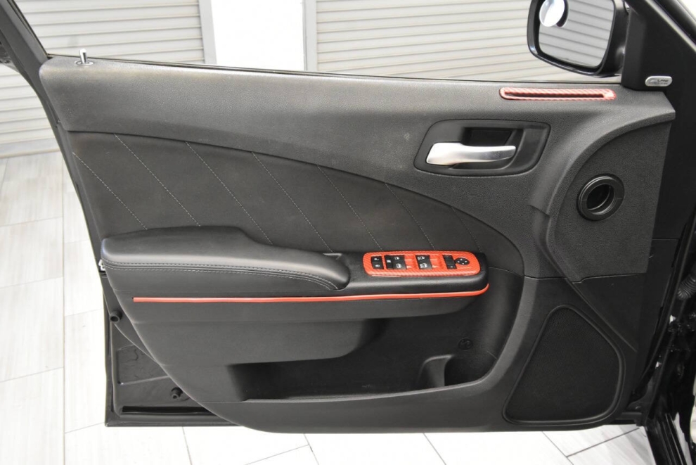 2020 Dodge Charger SXT AWD 4dr Sedan, Black, Mileage: 84,811 - photo 11