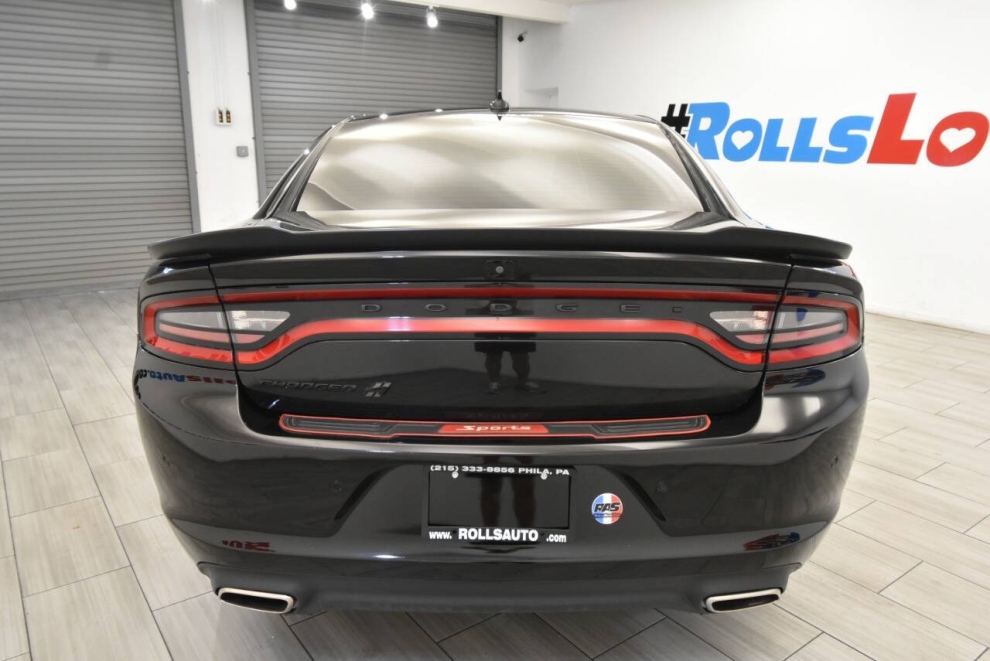 2020 Dodge Charger SXT AWD 4dr Sedan, Black, Mileage: 84,811 - photo 3
