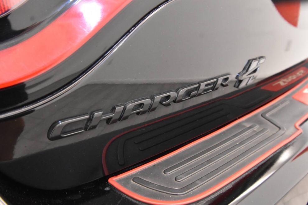 2020 Dodge Charger SXT AWD 4dr Sedan, Black, Mileage: 84,811 - photo 30