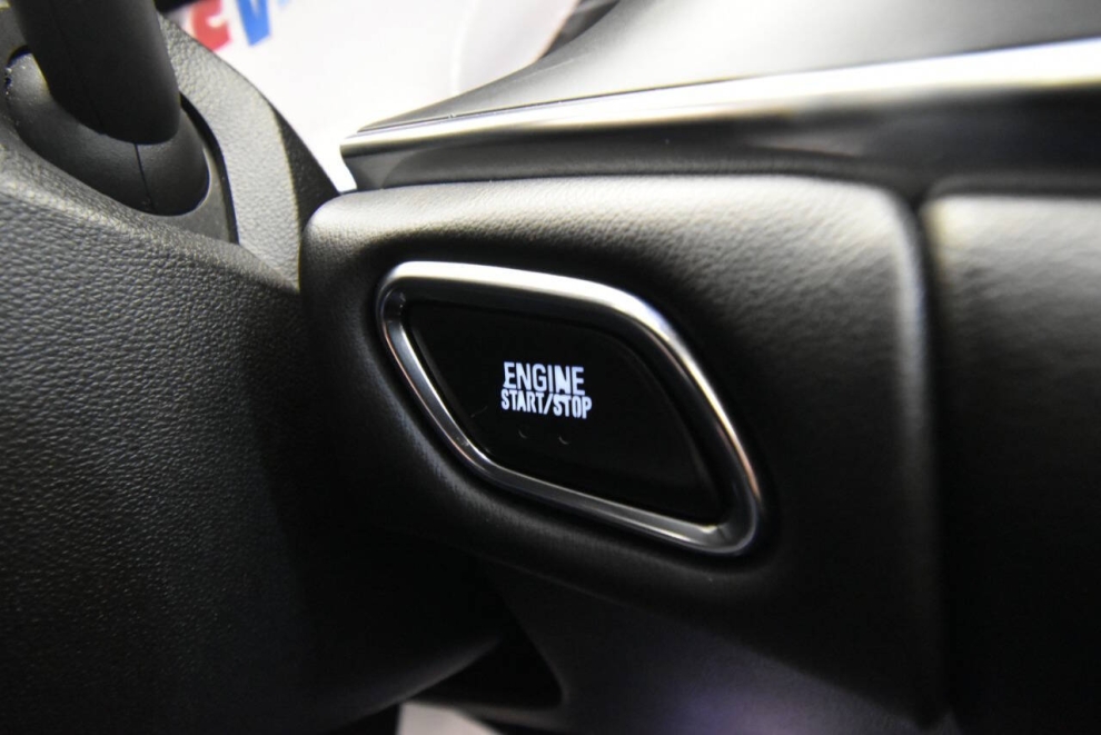 2019 Buick LaCrosse Premium AWD 4dr Sedan, Silver, Mileage: 109,146 - photo 19