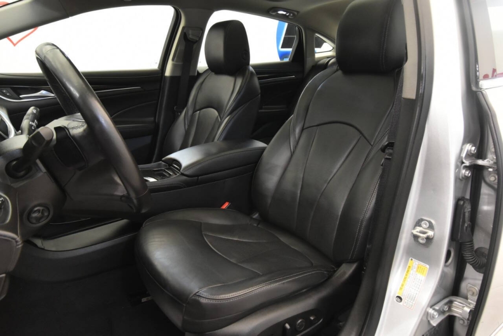 2019 Buick LaCrosse Premium AWD 4dr Sedan, Silver, Mileage: 109,146 - photo 9