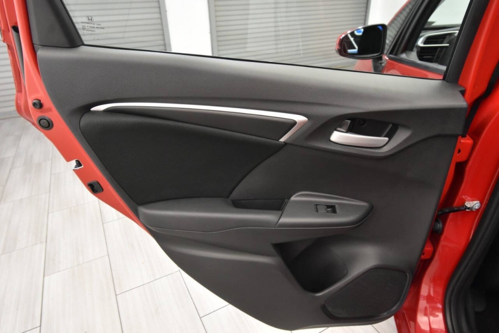 2020 Honda Fit LX 4dr Hatchback CVT, Rojo, Mileage: 36,379 - photo 13