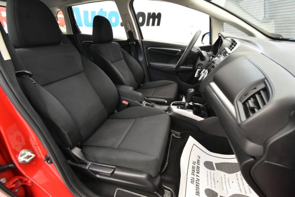 2020 Honda Fit LX 4dr Hatchback CVT, Rojo, Mileage: 36,379 - photo 15
