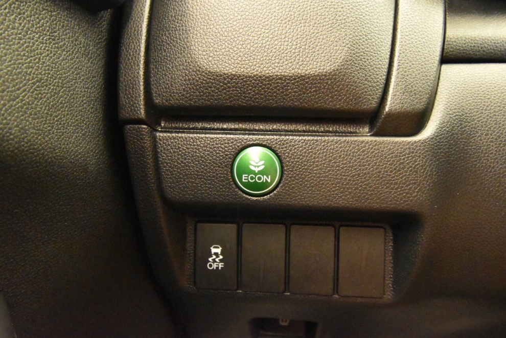 2020 Honda Fit LX 4dr Hatchback CVT, Rojo, Mileage: 36,379 - photo 26