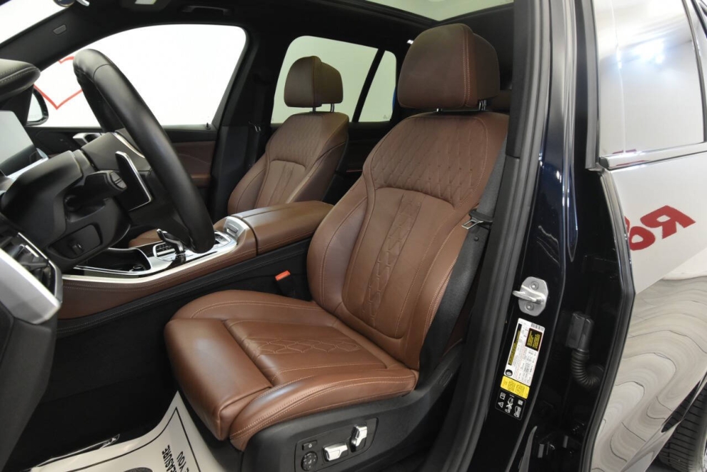 2020 BMW X5 M50i xDrive AWD 4dr Sports Activity Vehicle, Blue, Mileage: 49,191 - photo 9