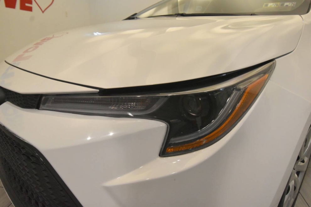 2021 Toyota Corolla LE 4dr Sedan, White, Mileage: 62,156 - photo 7