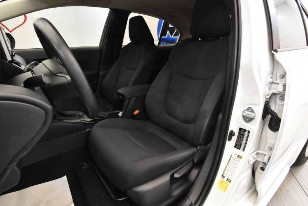 2021 Toyota Corolla LE 4dr Sedan, White, Mileage: 62,156 - photo 9