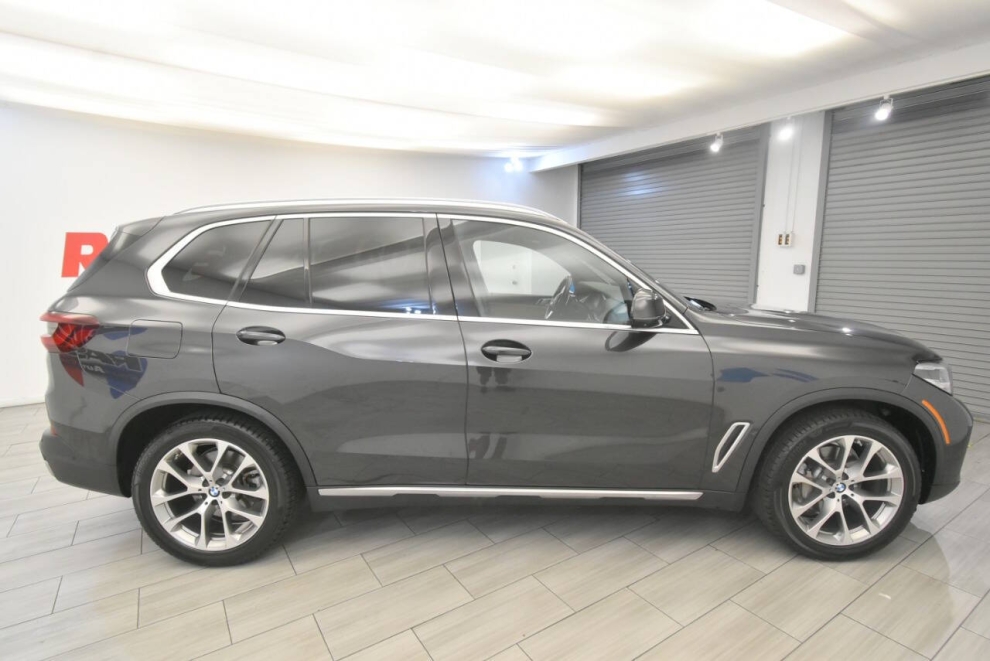 2022 BMW X5 xDrive40i AWD 4dr Sports Activity Vehicle, Gray, Mileage: 74,721 - photo 5