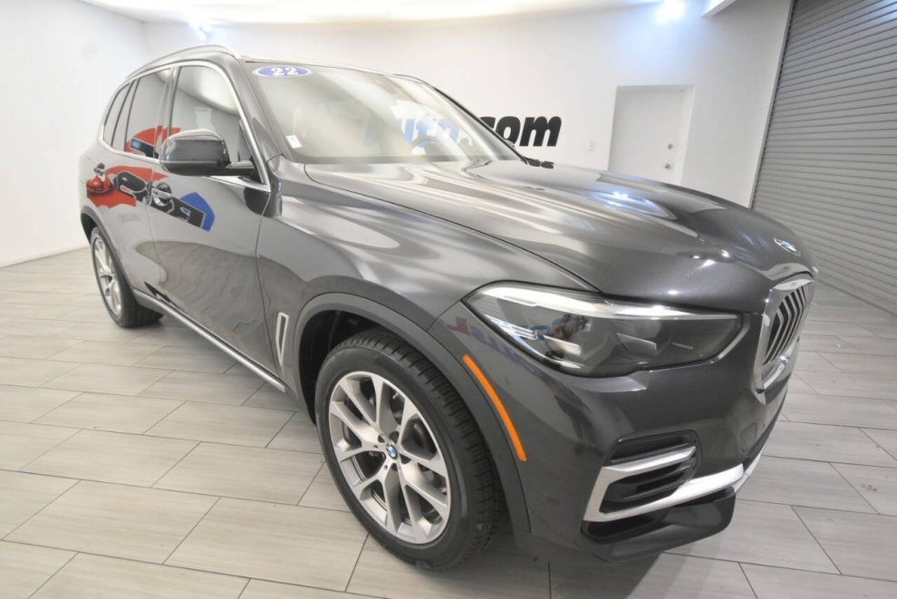 2022 BMW X5 xDrive40i AWD 4dr Sports Activity Vehicle, Gray, Mileage: 74,721 - photo 6