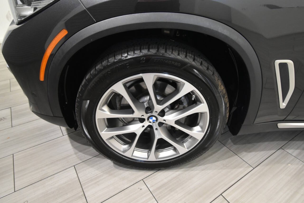 2022 BMW X5 xDrive40i AWD 4dr Sports Activity Vehicle, Gray, Mileage: 74,721 - photo 8