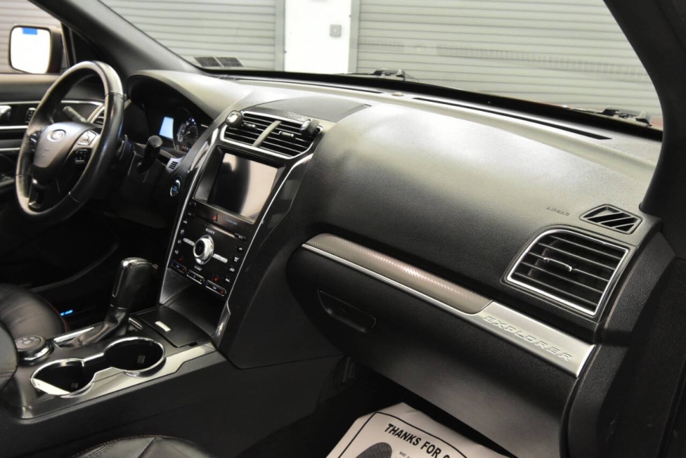 2019 Ford Explorer Sport AWD 4dr SUV, Red, Mileage: 32,246 - photo 15