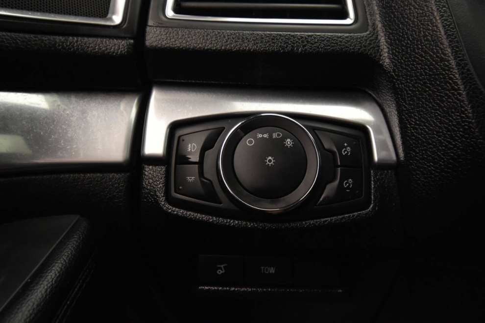 2019 Ford Explorer Sport AWD 4dr SUV, Red, Mileage: 32,246 - photo 30