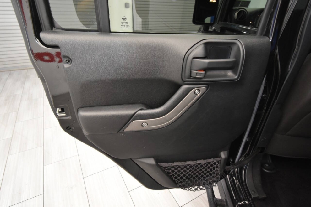 2017 Jeep Wrangler Unlimited Sport, Black, Mileage: 50,900 - photo 13