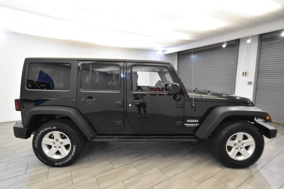 2017 Jeep Wrangler Unlimited Sport, Black, Mileage: 50,900 - photo 5
