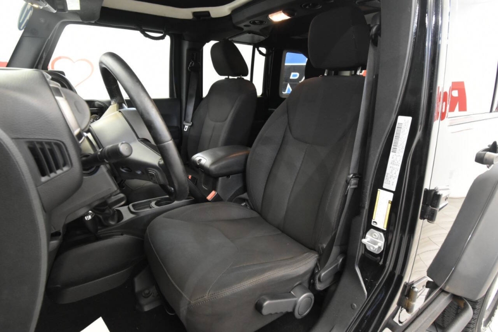 2017 Jeep Wrangler Unlimited Sport, Black, Mileage: 50,900 - photo 9