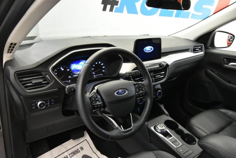 2022 Ford Escape Hybrid SEL AWD 4dr SUV, Gray, Mileage: 76,438 - photo 10