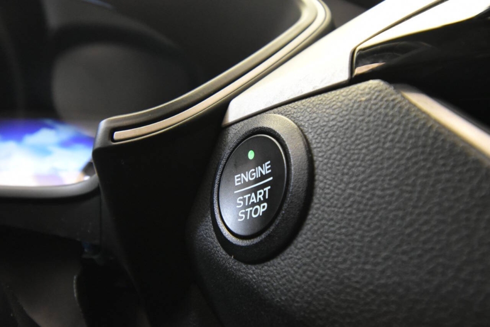 2022 Ford Escape Hybrid SEL AWD 4dr SUV, Gray, Mileage: 76,438 - photo 18