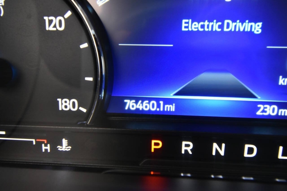 2022 Ford Escape Hybrid SEL AWD 4dr SUV, Gray, Mileage: 76,438 - photo 26