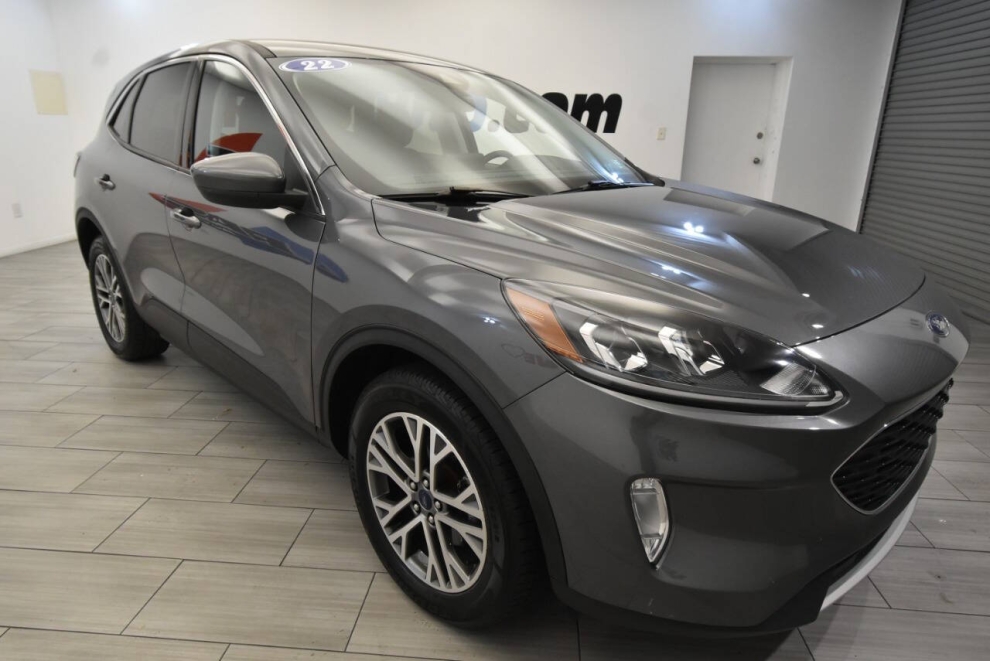 2022 Ford Escape Hybrid SEL AWD 4dr SUV, Gray, Mileage: 76,438 - photo 6