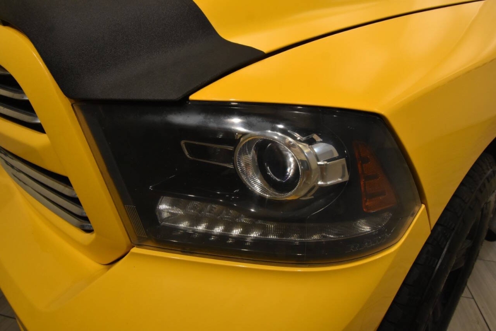 2016 RAM 1500 Sport 4x4 4dr Crew Cab 5.5 ft. SB Pickup, Yellow, Mileage: 97,278 - photo 7