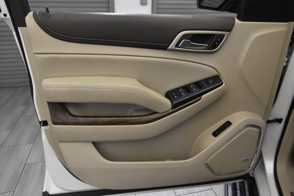 2019 GMC Yukon XL Denali 4x4 4dr SUV, White, Mileage: 96,641 - photo 12