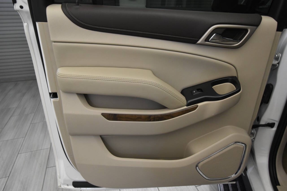 2019 GMC Yukon XL Denali 4x4 4dr SUV, White, Mileage: 96,641 - photo 14