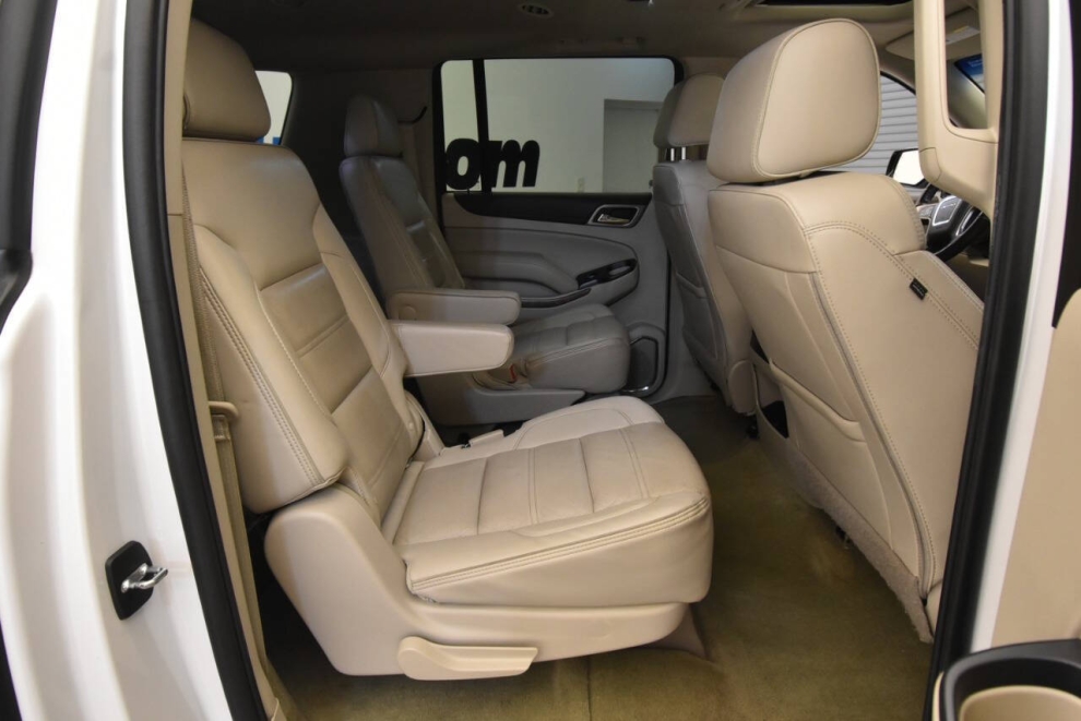2019 GMC Yukon XL Denali 4x4 4dr SUV, White, Mileage: 96,641 - photo 18