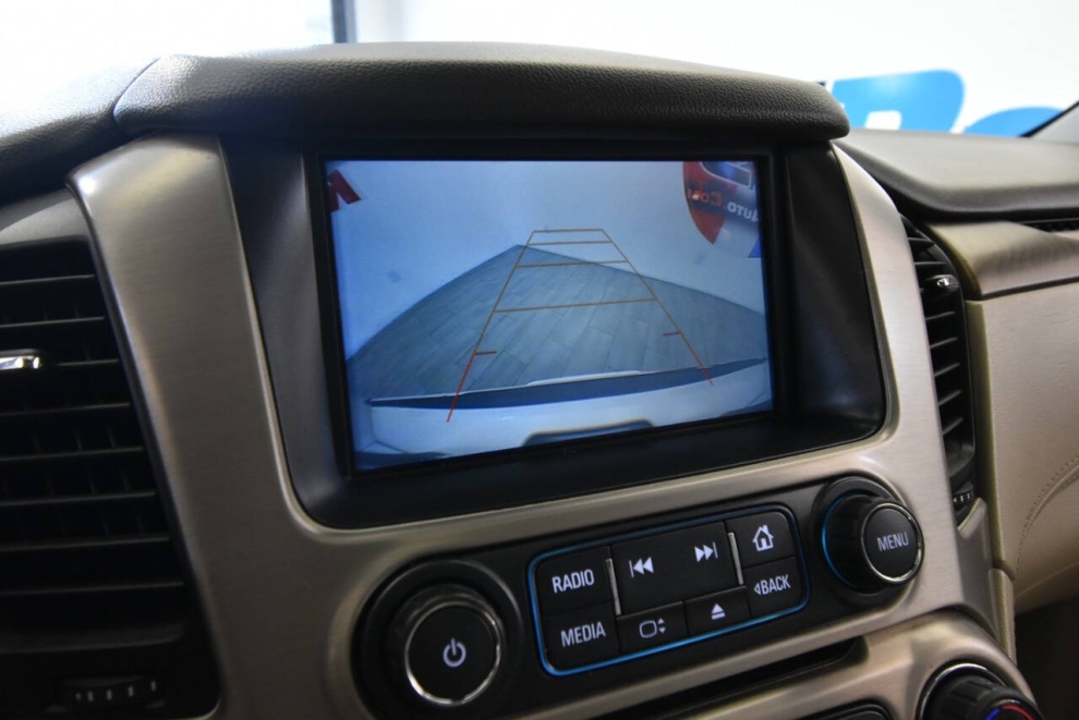 2019 GMC Yukon XL Denali 4x4 4dr SUV, White, Mileage: 96,641 - photo 27